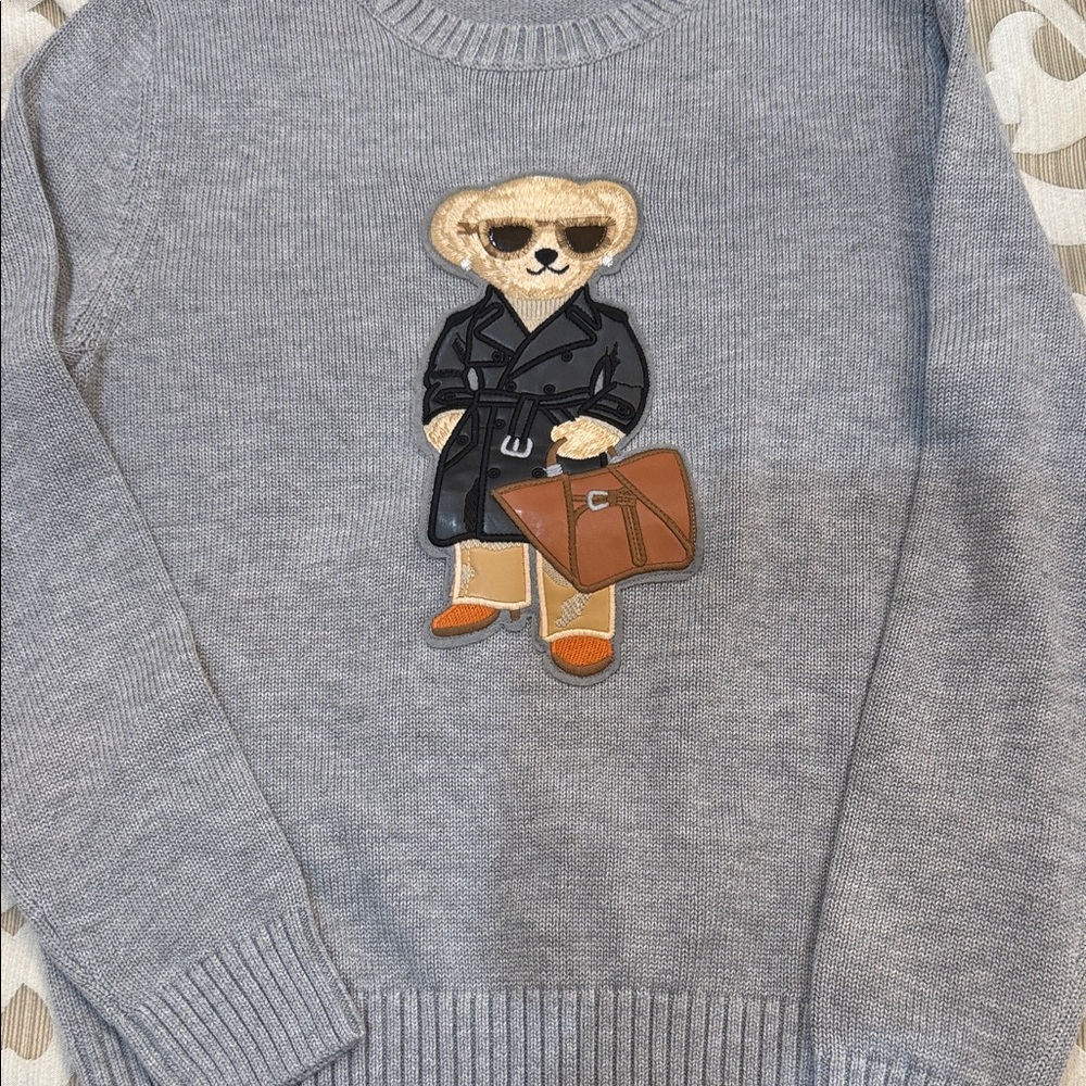 Gray Sweater with Stylish Bear NOT Ralph Lauren no brand